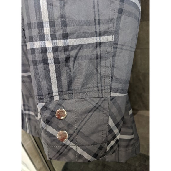 Jaclyn Smith Gray Plaid Jacket - Picture 3 of 7